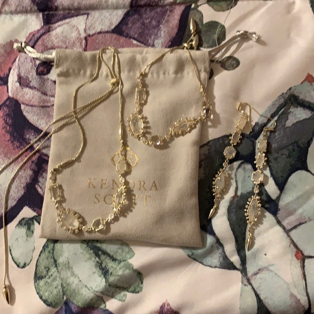 Kendra Scott set